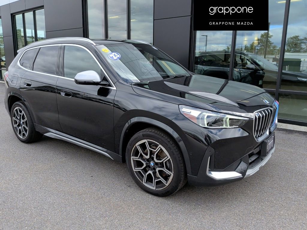Used 2023 BMW X1 xDrive28i w/ Premium Package image 1