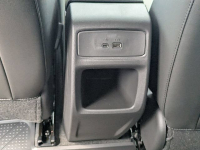 New 2026 Chevrolet Trax LT w/ Driver Confidence Package FWD image 25