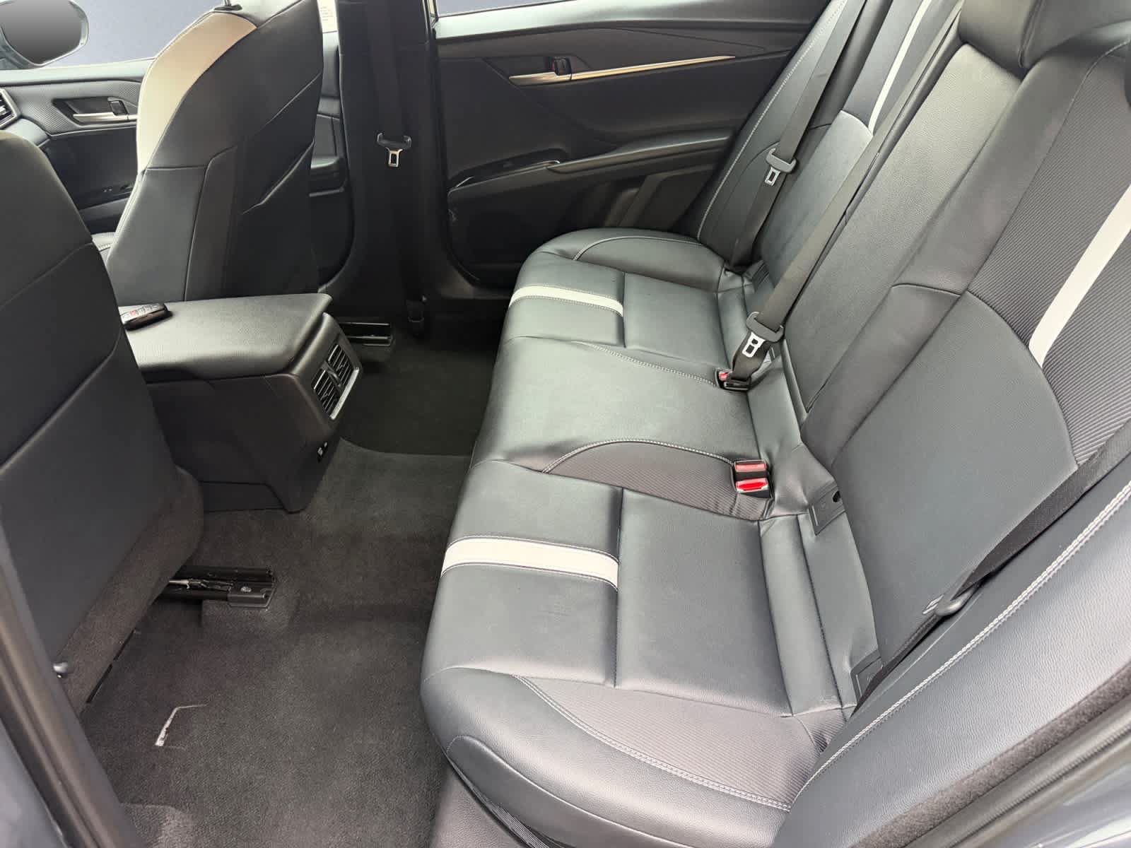Used 2026 Toyota Camry SE FWD image 18
