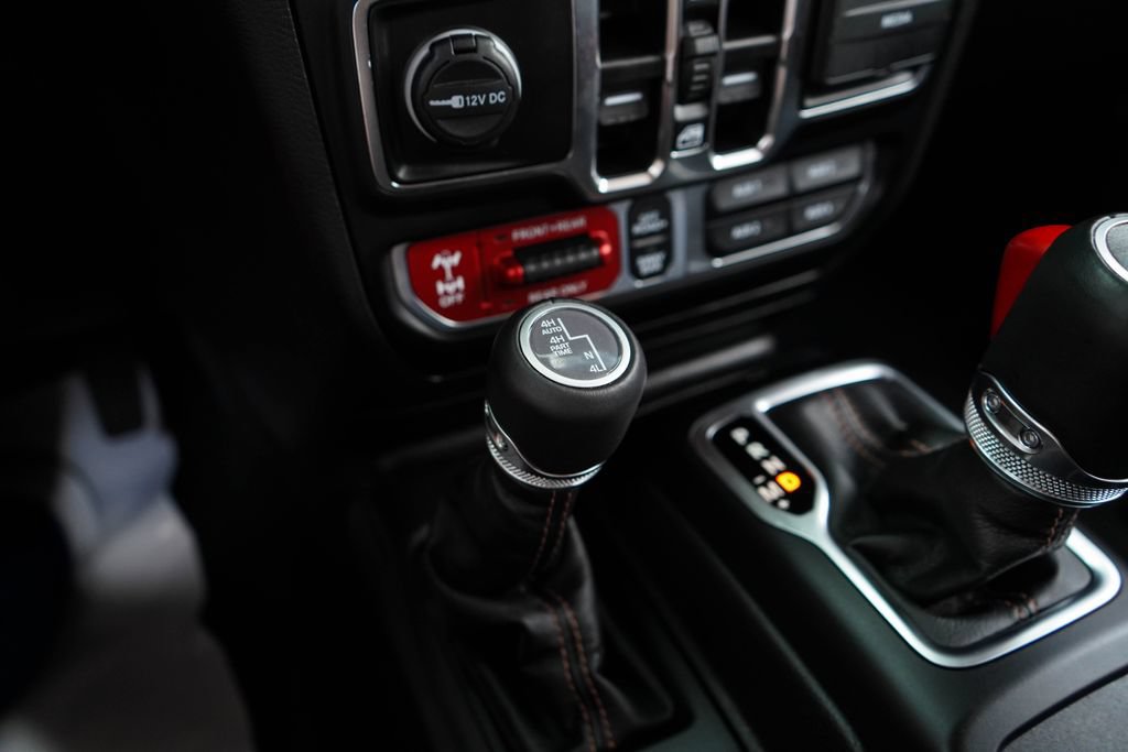 Used 2023 Jeep Wrangler Unlimited Rubicon 392 w/ Dual Top Group AWD/4WD image 34