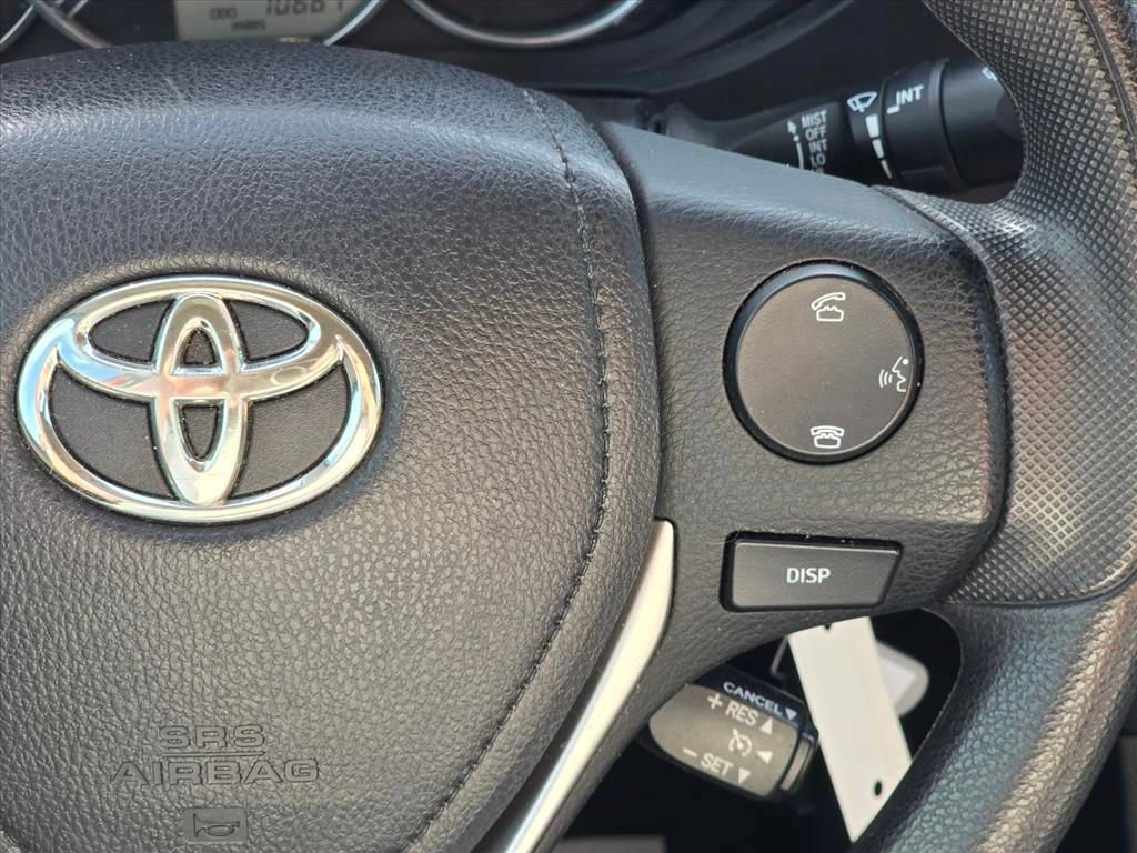 Used 2015 Toyota Corolla LE FWD image 15