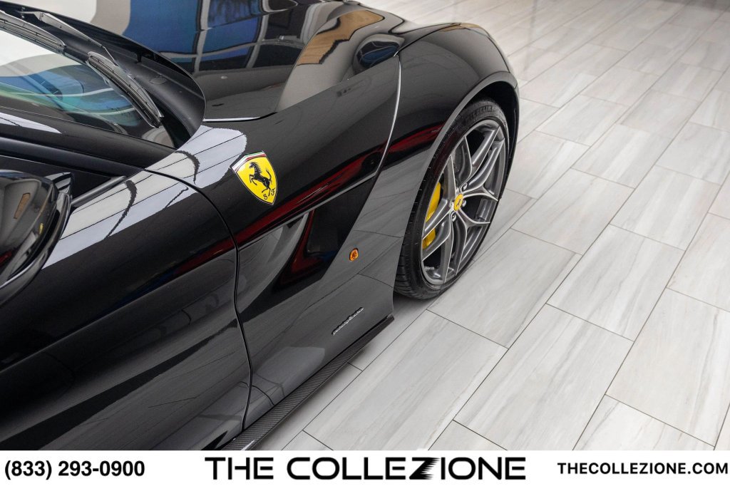 Used 2014 Ferrari F12 Berlinetta RWD image 35