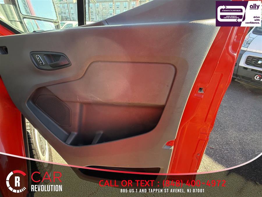 Used 2023 Ford Transit 250 Low Roof RWD image 35