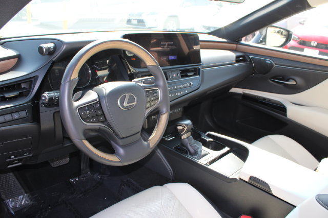 Certified 2023 Lexus ES 350 w/ Accessory Package (Z1) FWD image 12