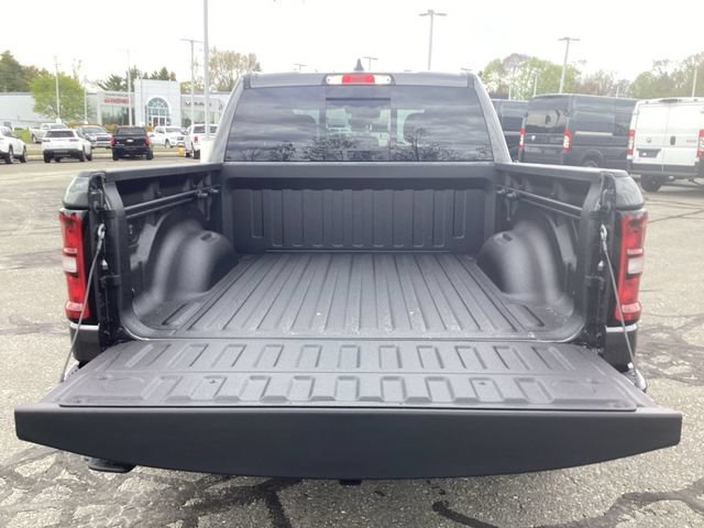 New 2026 RAM 1500 Express AWD/4WD image 21