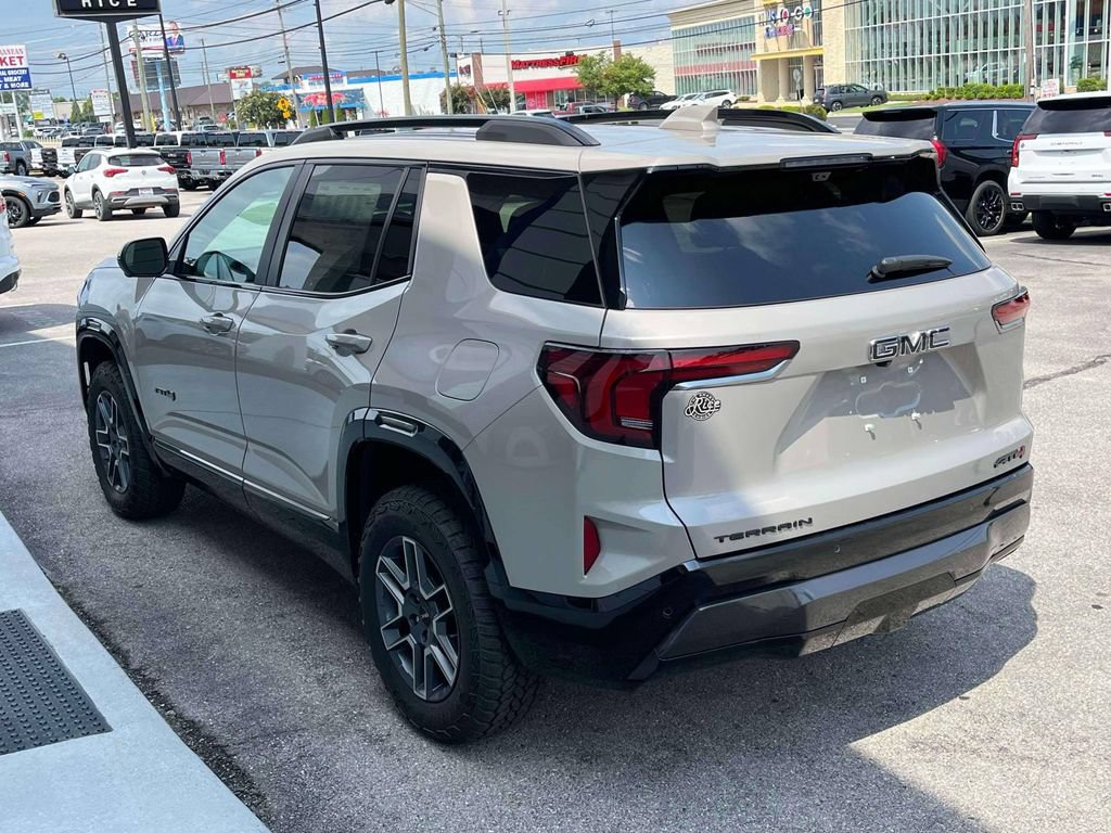 New 2026 GMC Terrain AT4 AWD/4WD image 5
