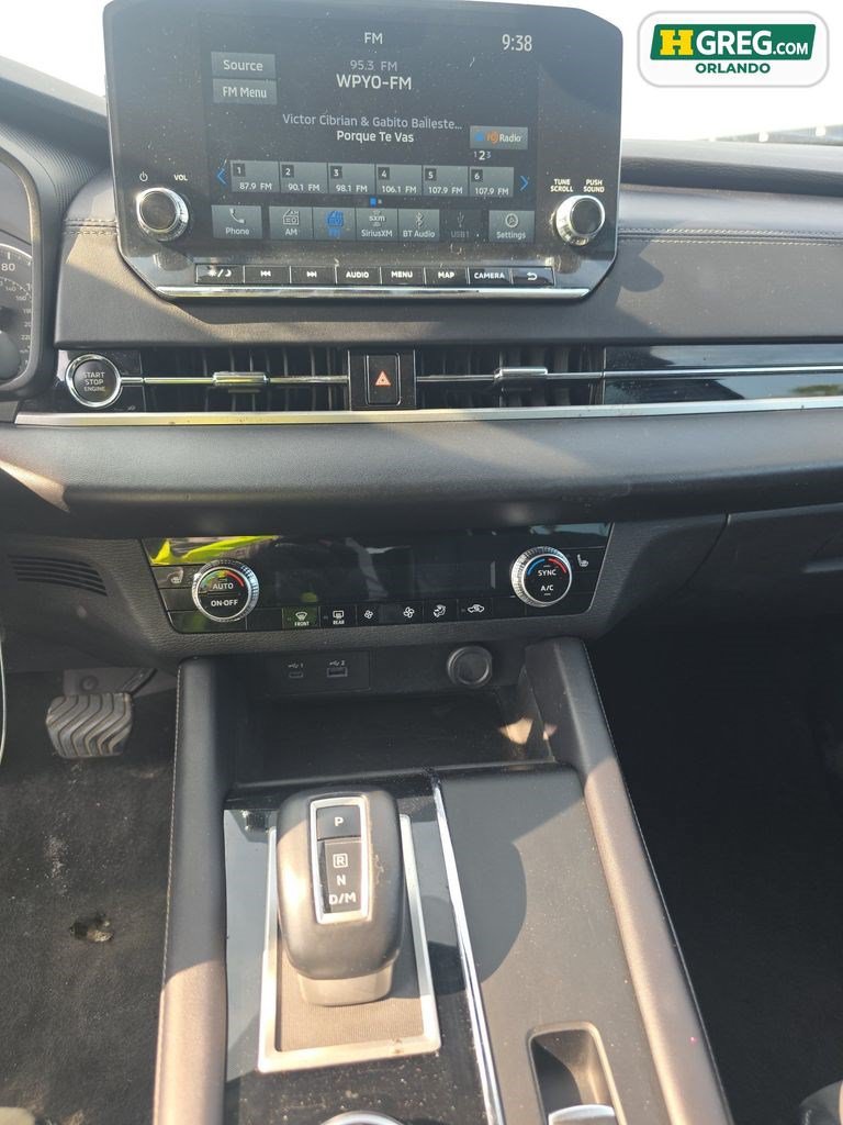 Used 2023 Mitsubishi Outlander SE FWD image 14