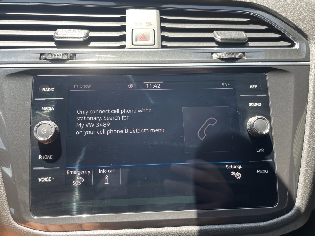 Used 2023 Volkswagen Tiguan SE R-Line image 37