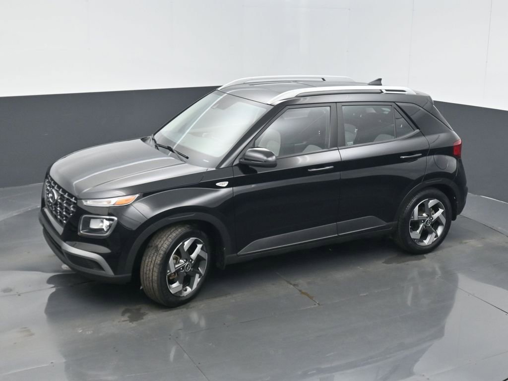 Used 2022 Hyundai Venue SEL image 41