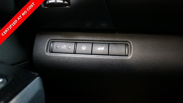 Used 2022 Nissan Pathfinder SL image 26