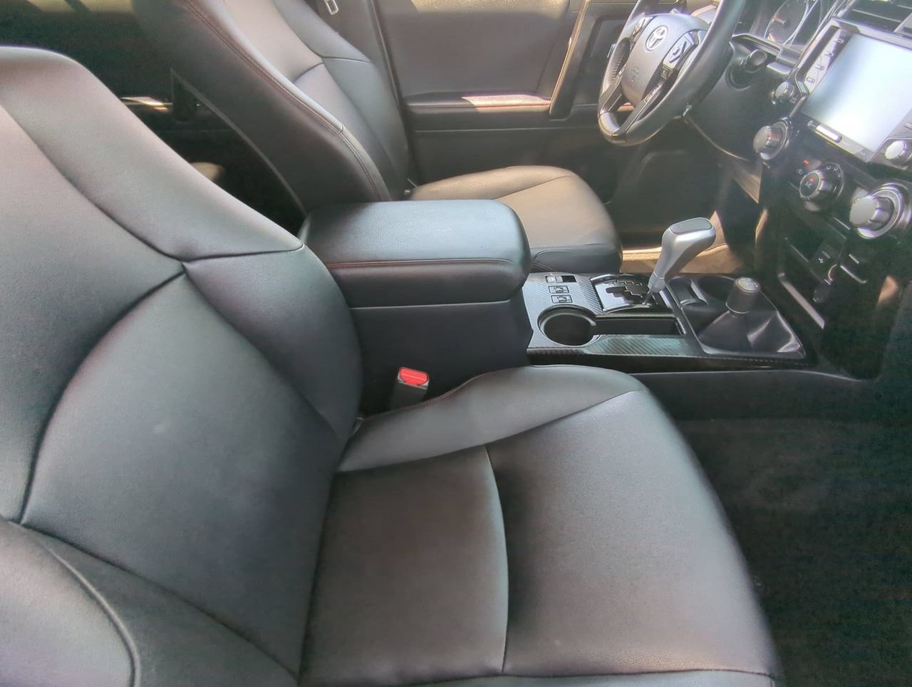 Used 2022 Toyota 4Runner TRD Off-Road Premium AWD/4WD image 9