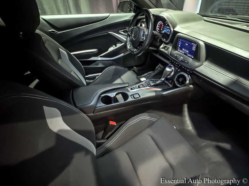 Used 2024 Chevrolet Camaro LT image 27