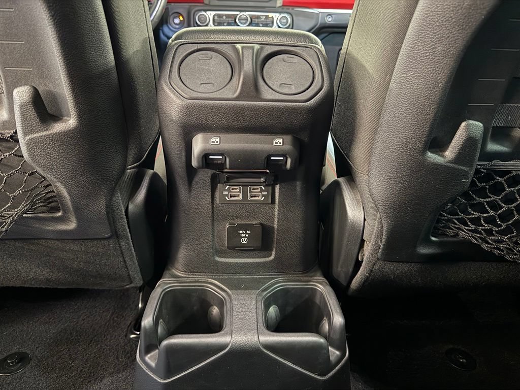 Used 2021 Jeep Wrangler Unlimited Rubicon w/ Cold Weather Group AWD/4WD image 25