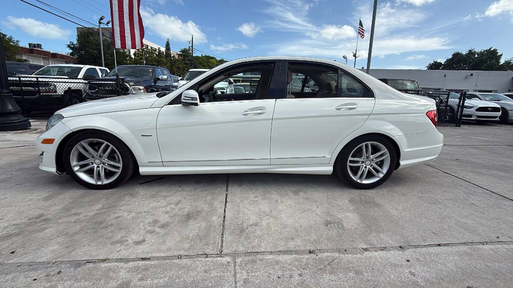 Used 2012 Mercedes-Benz C 250 Sedan image 11