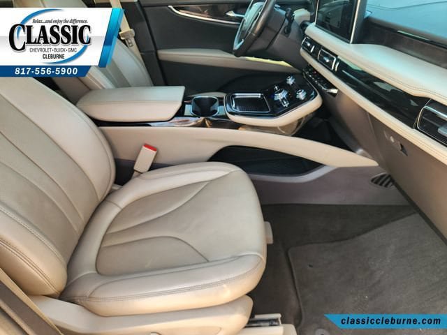 Used 2023 Lincoln Nautilus Reserve FWD image 15
