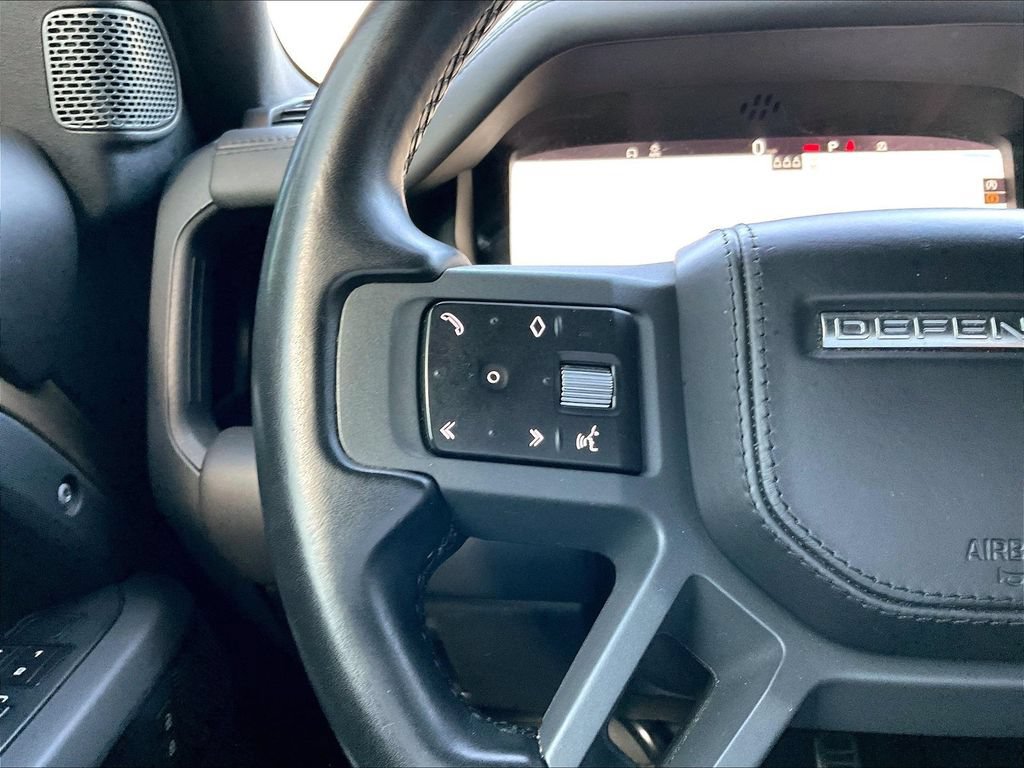 Used 2022 Land Rover Defender 110 X AWD/4WD image 10