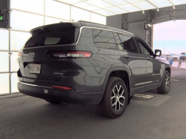 Used 2024 Jeep Grand Cherokee L Limited w/ Luxury Tech Group II AWD/4WD image 3