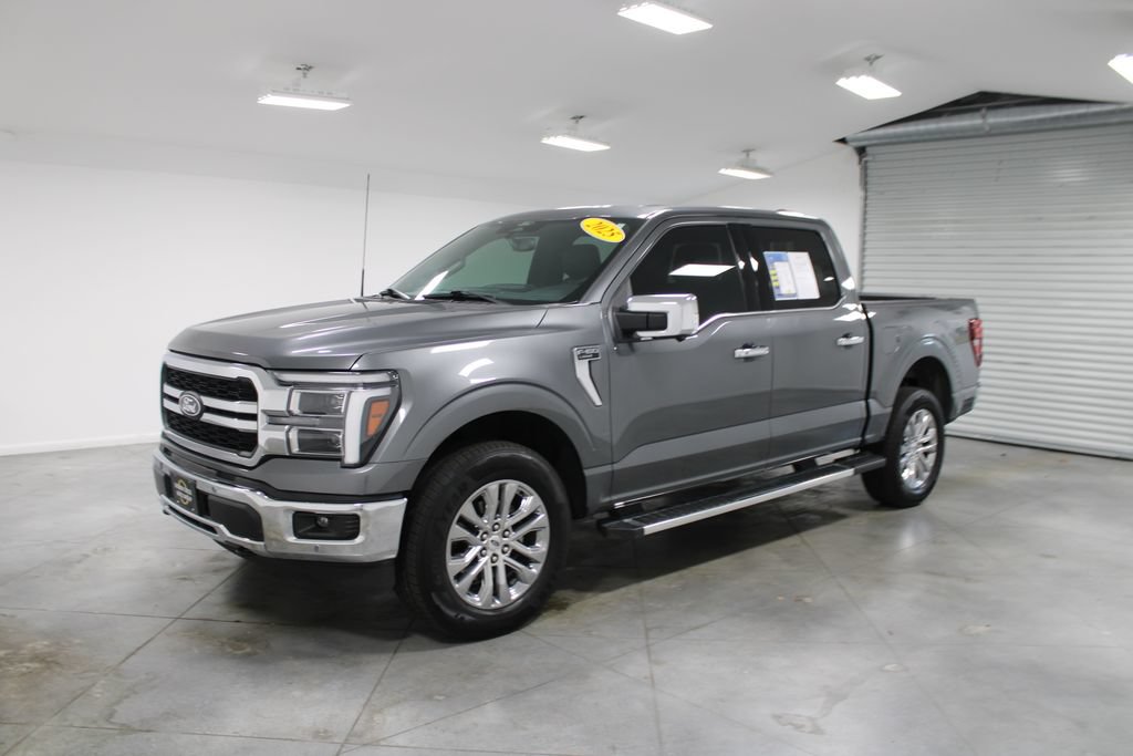 Used 2025 Ford F150 Lariat w/ Equipment Group 501A Mid AWD/4WD image 4