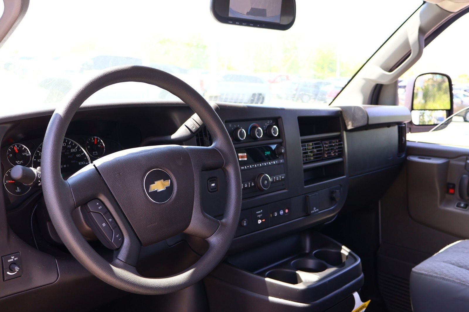 Used 2024 Chevrolet Express 3500 w/ Power Convenience Package RWD image 17