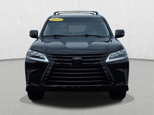 Used 2019 Lexus LX 570 4WD w/ Luxury Package image 2