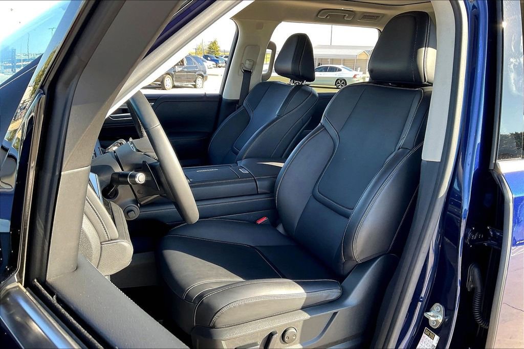 Certified 2025 INFINITI QX80 Pure image 33