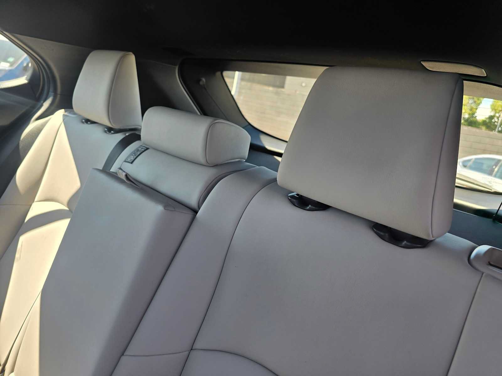 Used 2020 Lexus UX 250h w/ Premium Package AWD/4WD image 18