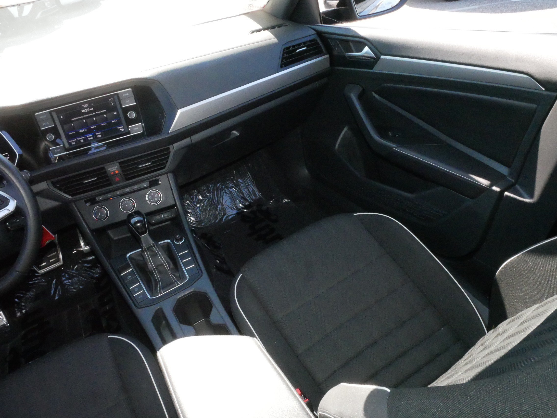 Used 2024 Volkswagen Jetta Sport FWD image 11