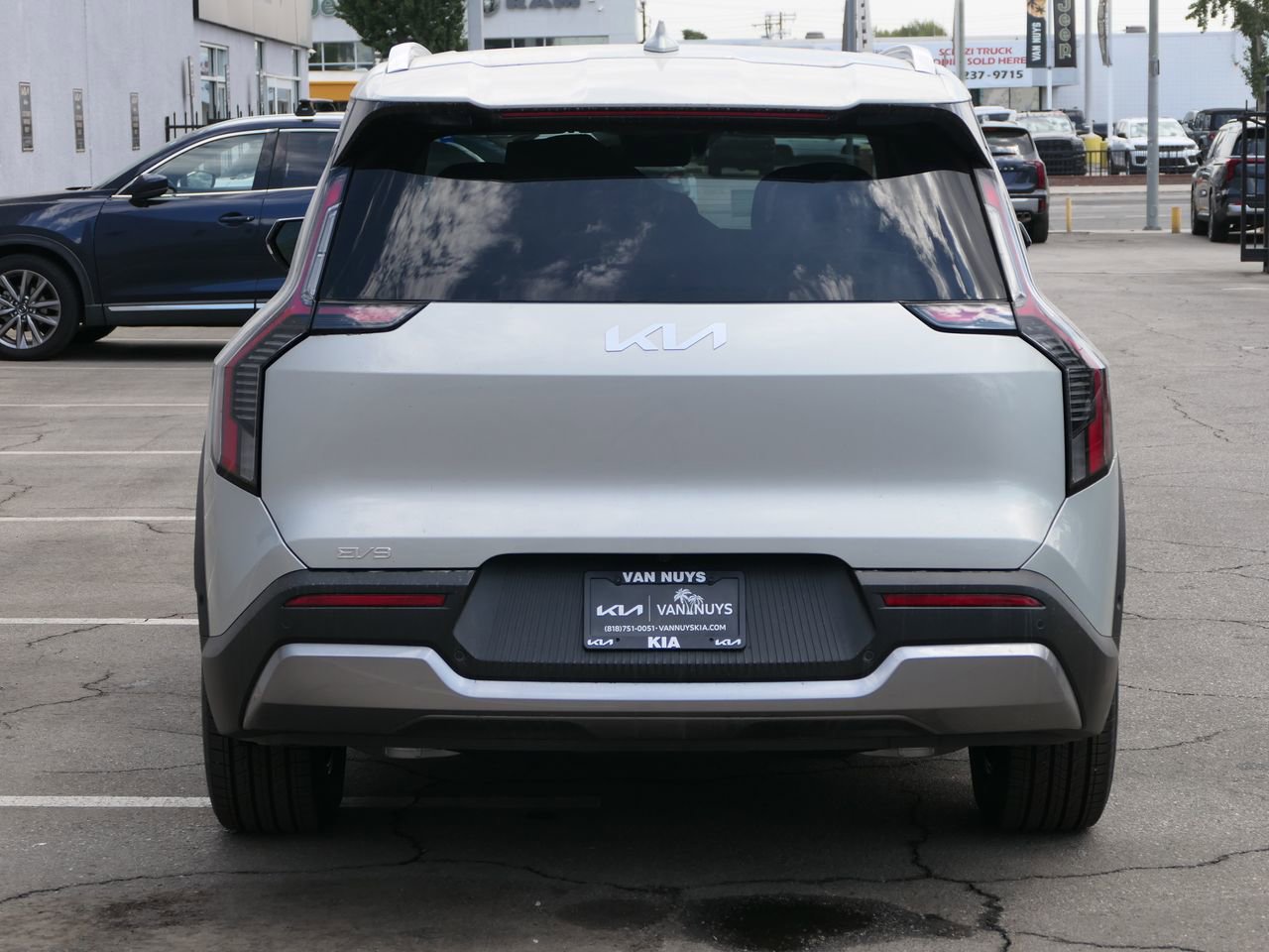 New 2026 Kia EV9 Wind image 5