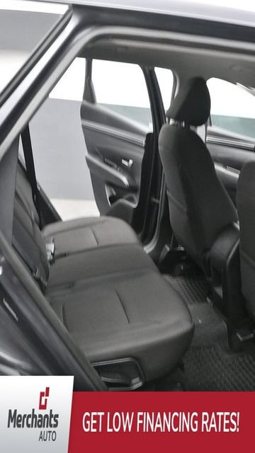 Used 2022 Hyundai Tucson SE AWD/4WD image 15