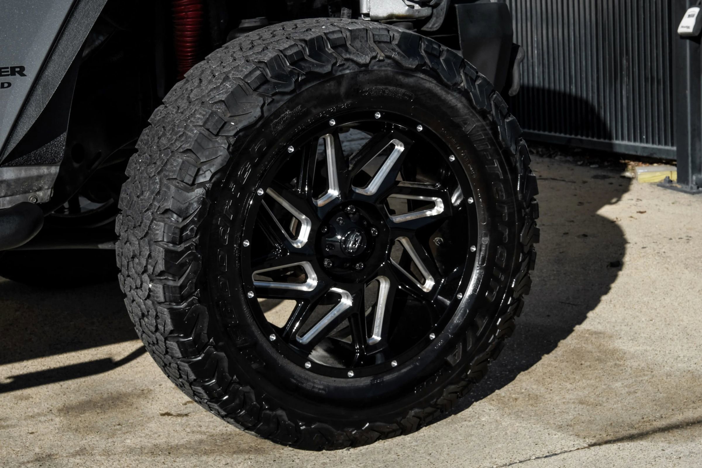 Used 2014 Jeep Wrangler Unlimited Rubicon w/ Max Tow Package image 52