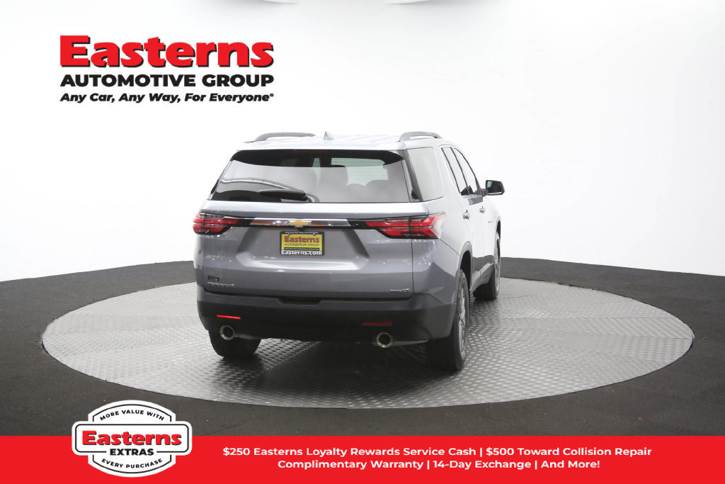 Used 2023 Chevrolet Traverse LT AWD/4WD image 42
