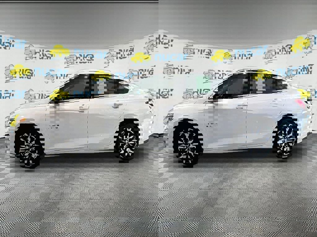 Used 2025 Chevrolet Malibu RS image 4