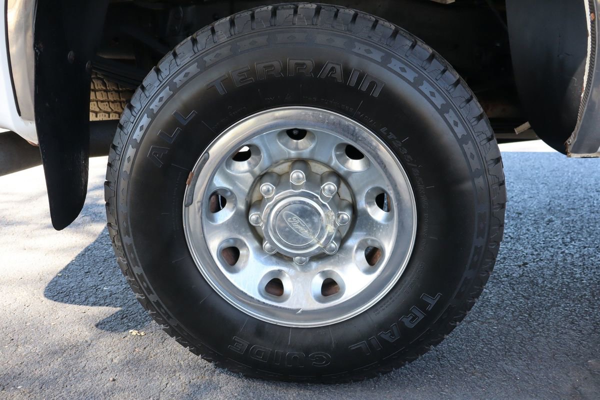 Used 2001 Ford F250 XL AWD/4WD image 41