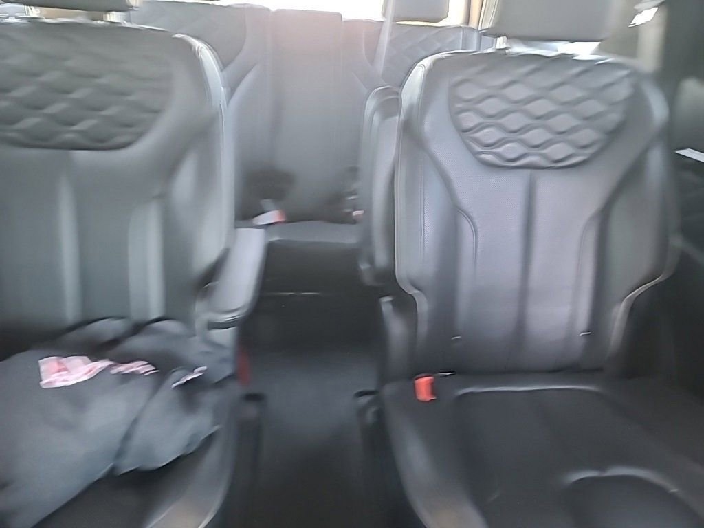 Used 2021 Hyundai Palisade Calligraphy image 14