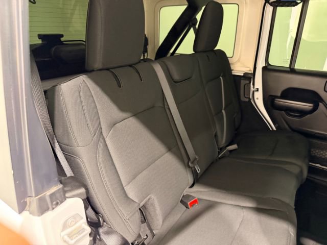 Used 2021 Jeep Wrangler Unlimited Sport image 41