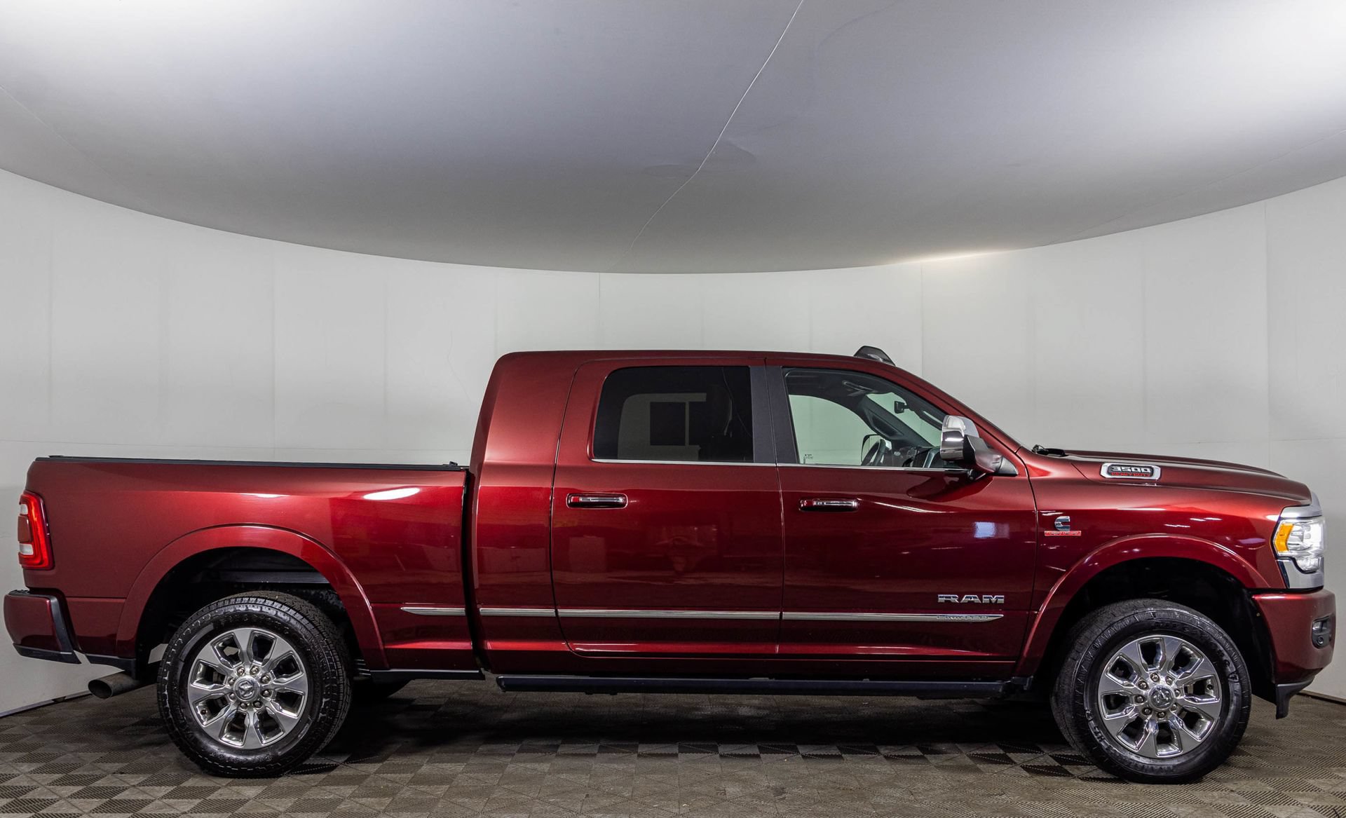 Used 2019 RAM 3500 Limited AWD/4WD image 17