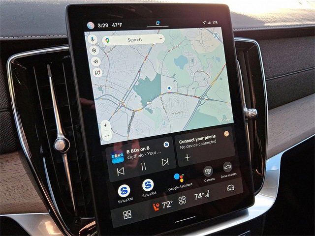 Used 2025 Volvo XC90 B6 Plus image 16