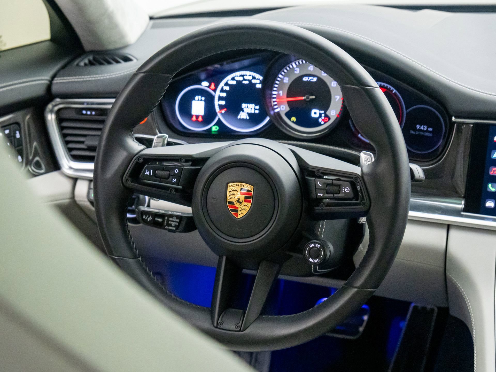 Certified 2023 Porsche Panamera GTS image 12