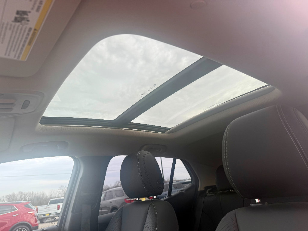 Used 2022 Buick Encore GX Essence w/ Experience Buick Package FWD image 19