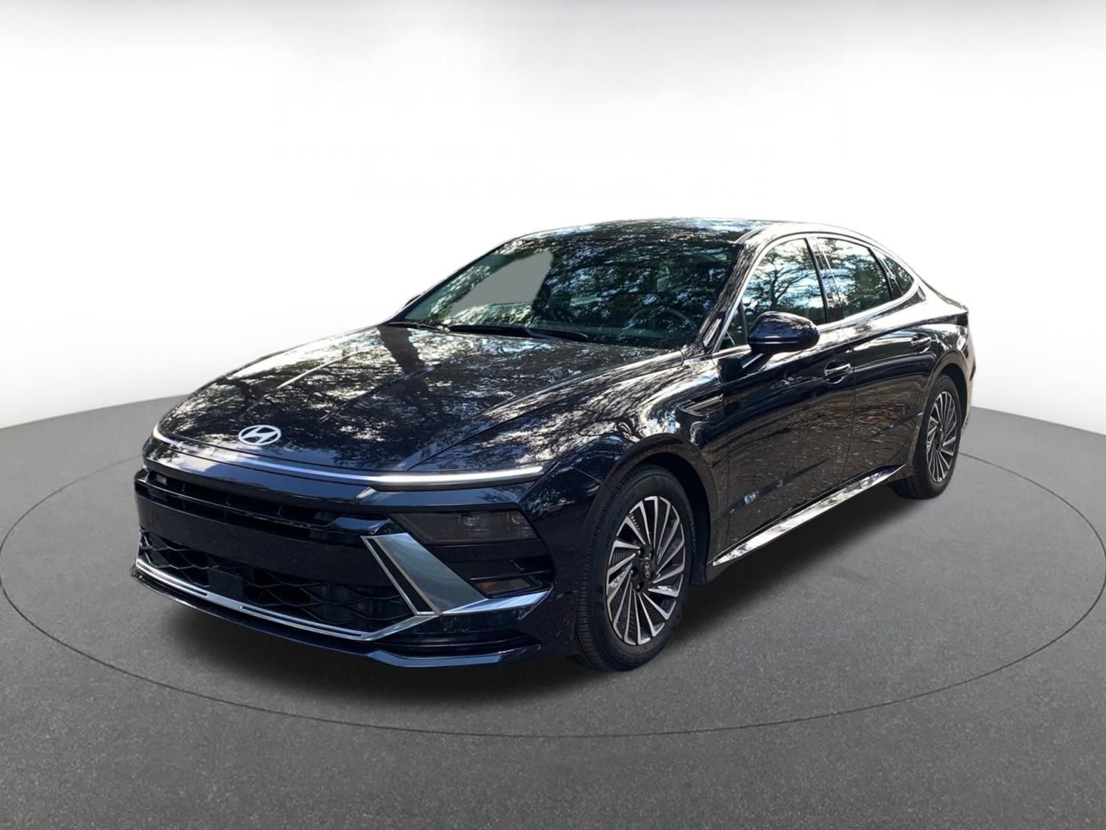 Used 2025 Hyundai Sonata SEL image 3