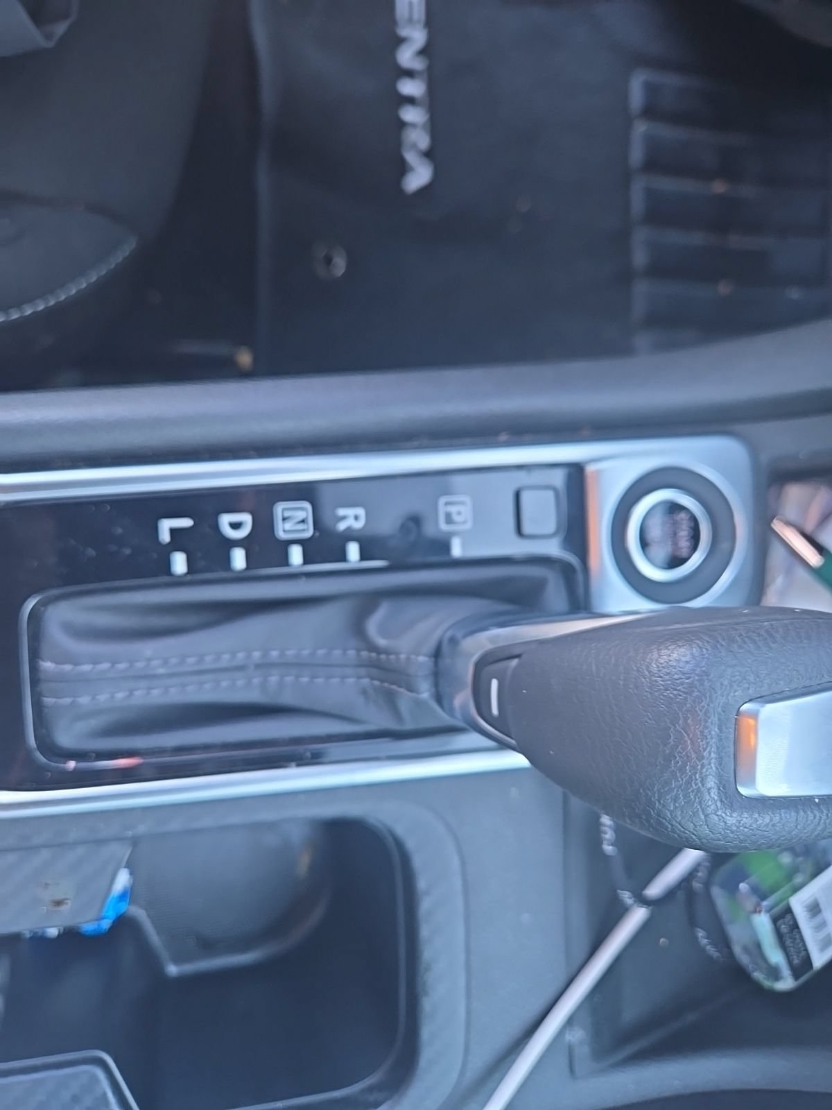 Used 2024 Nissan Sentra SV FWD image 17