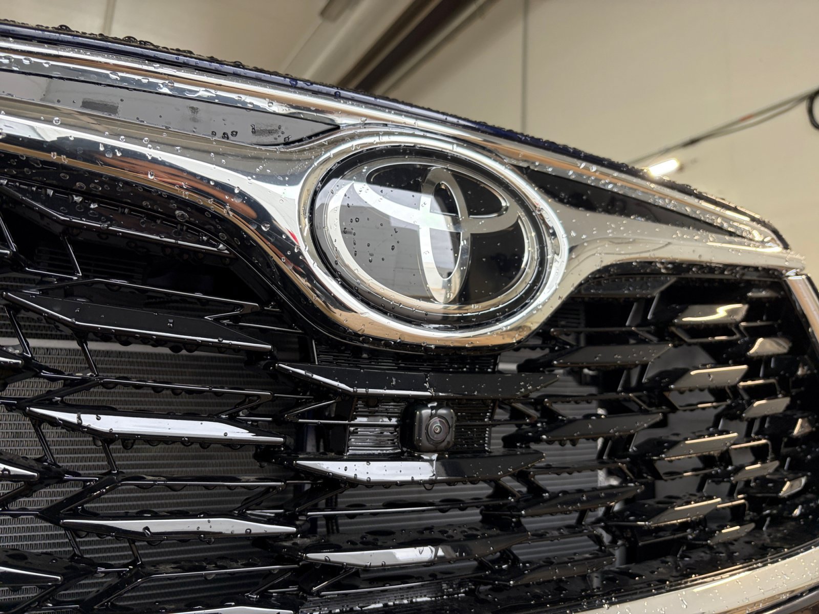 New 2026 Toyota Highlander Limited AWD/4WD image 24