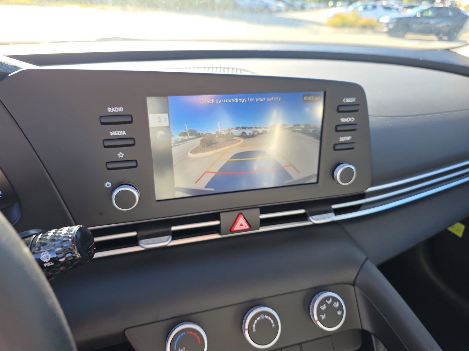 New 2026 Hyundai Elantra SE FWD image 21
