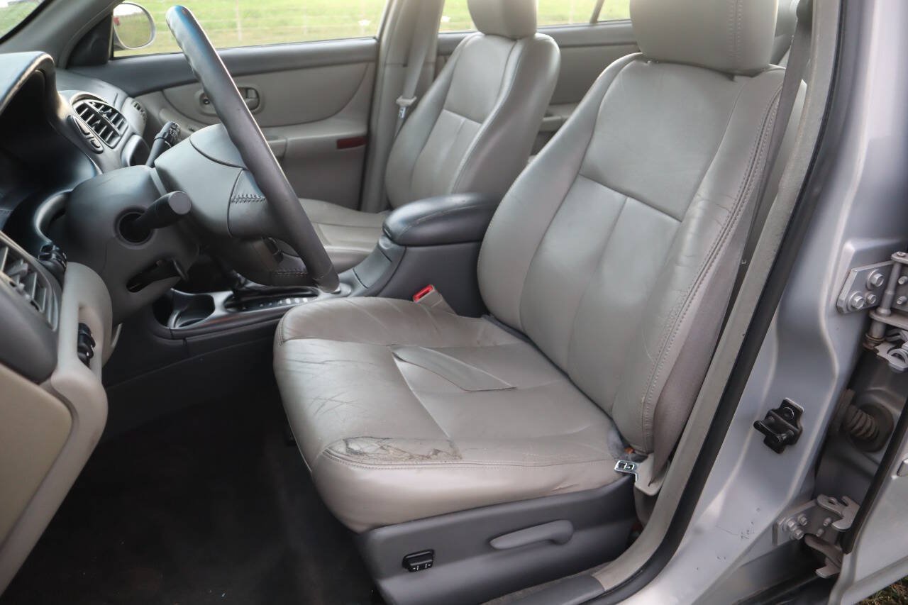 Used 1998 Oldsmobile Intrigue GL FWD image 3
