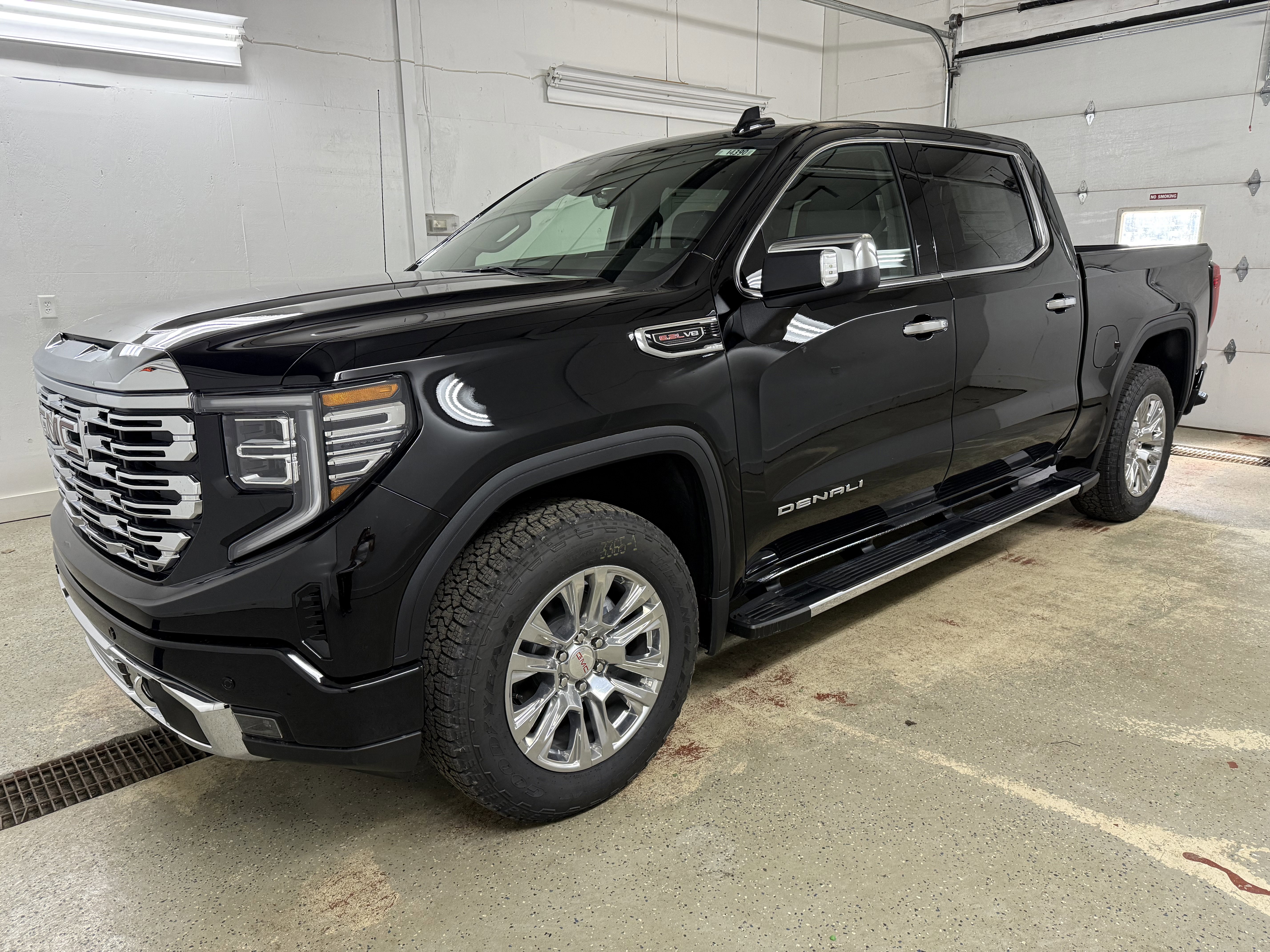 New 2026 GMC Sierra 1500 Denali w/ Technology Package image 3