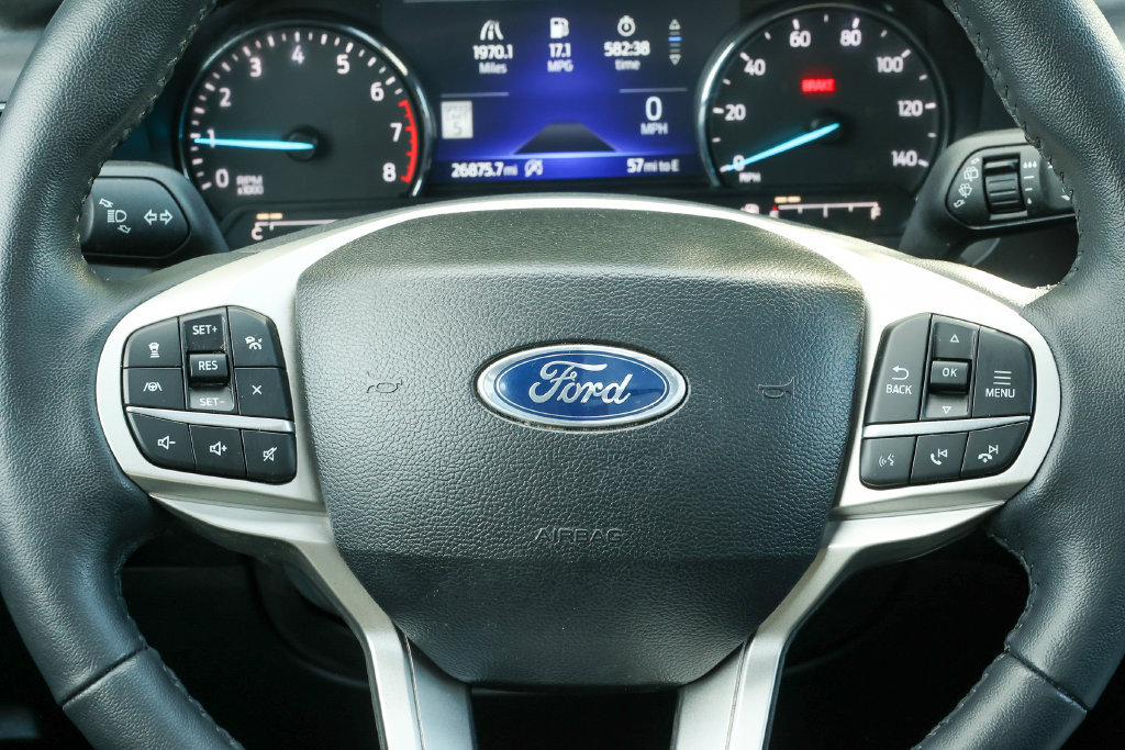 Certified 2023 Ford Explorer Limited w/ Limited Technology Package AWD/4WD image 10