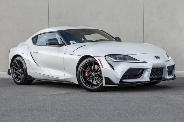 Used 2025 Toyota Supra Premium w/ Driver Assist Package image 17