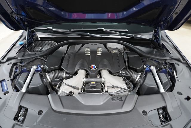Used 2022 BMW ALPINA B7 xDrive w/ Luxury Rear Seating Package AWD/4WD image 26