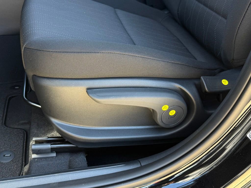 New 2026 Hyundai Venue SE image 20