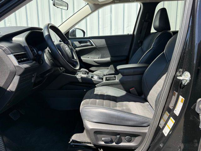 Used 2024 Mitsubishi Outlander Ralliart AWD/4WD image 7